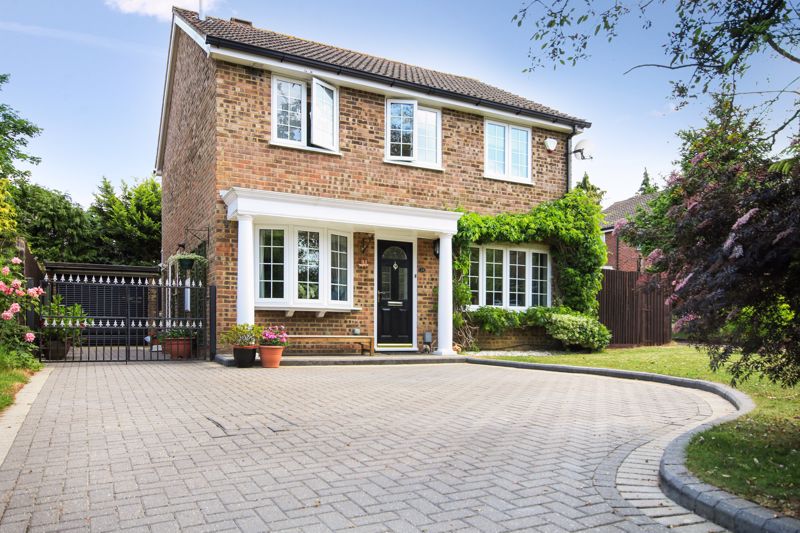 ASHTEAD/LEATHERHEAD, KT22 Patrick Gardner