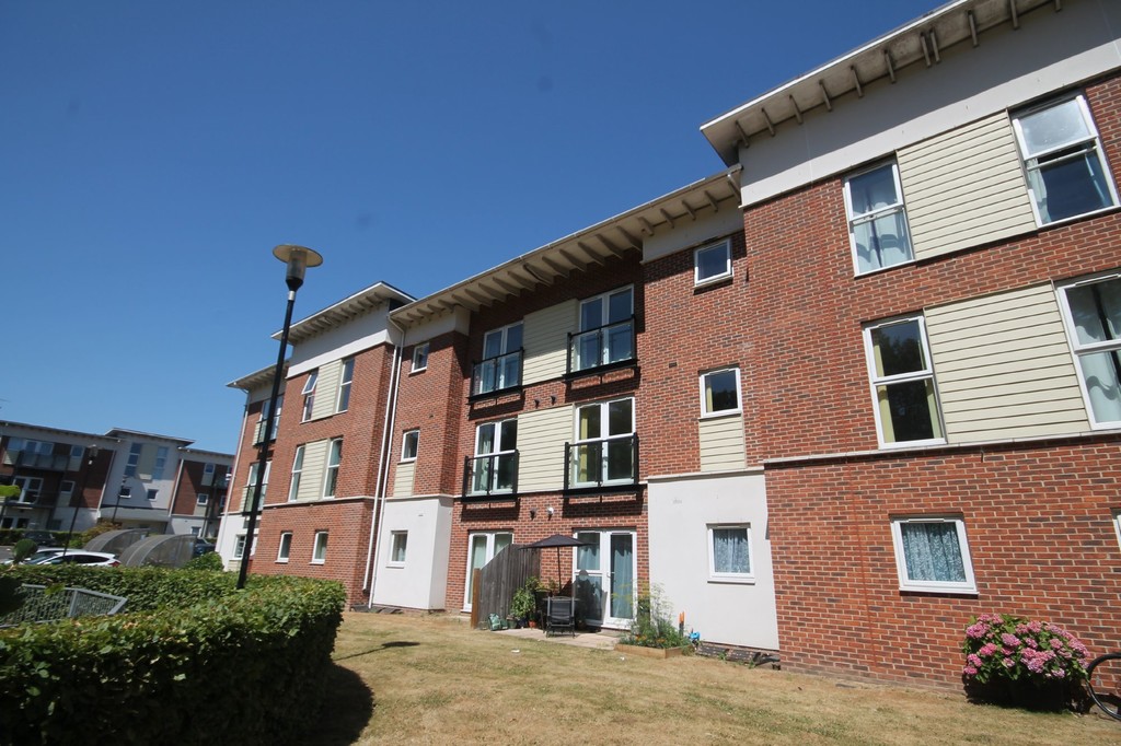 Park View Road, Leatherhead Patrick Gardner