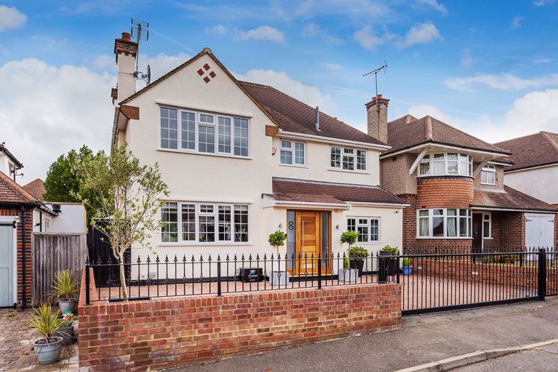 LEATHERHEAD, KT22 Patrick Gardner