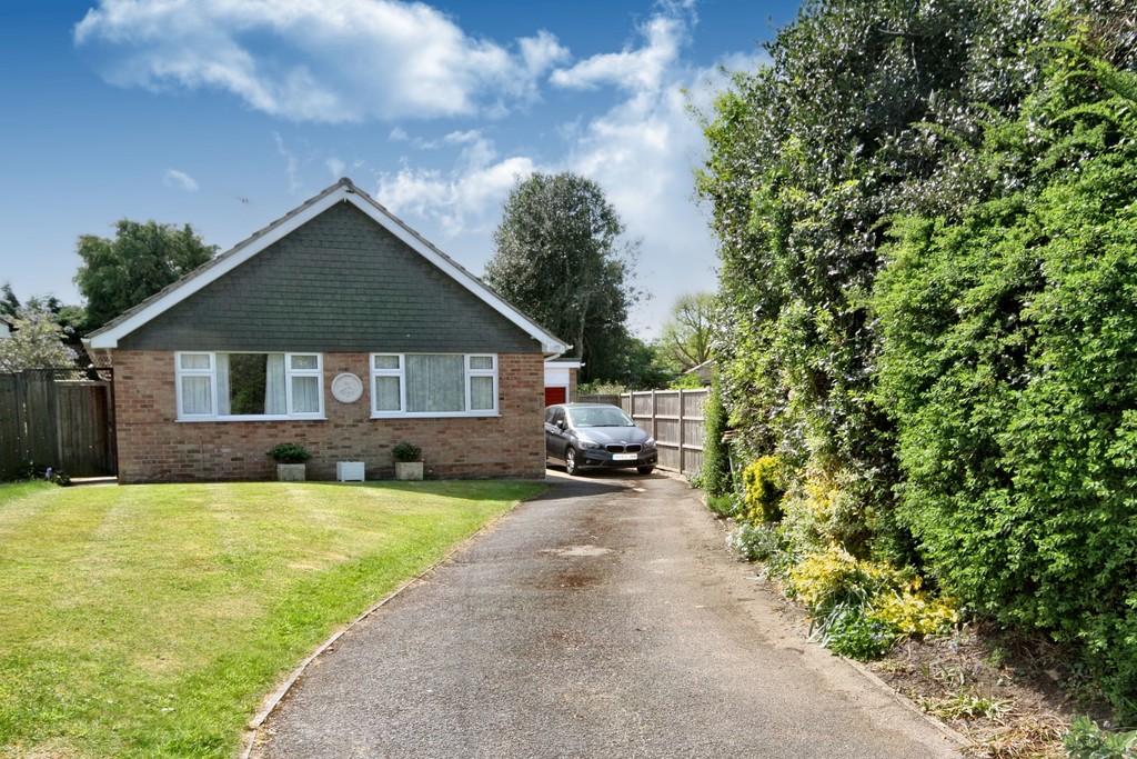 POST HOUSE LANE, GREAT BOOKHAM, KT23