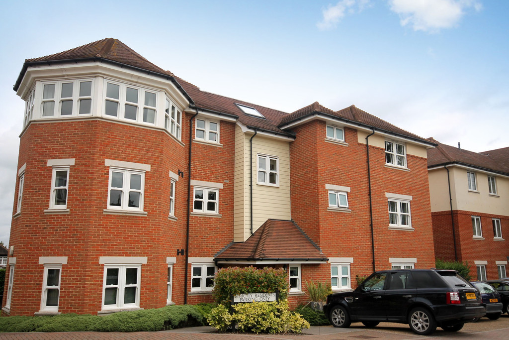 DORKING RH4 Patrick Gardner