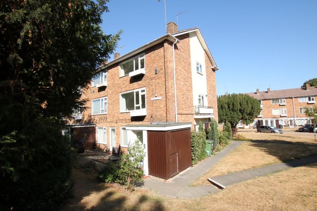 LINDEN COURT, LEATHERHEAD, KT22 Patrick Gardner