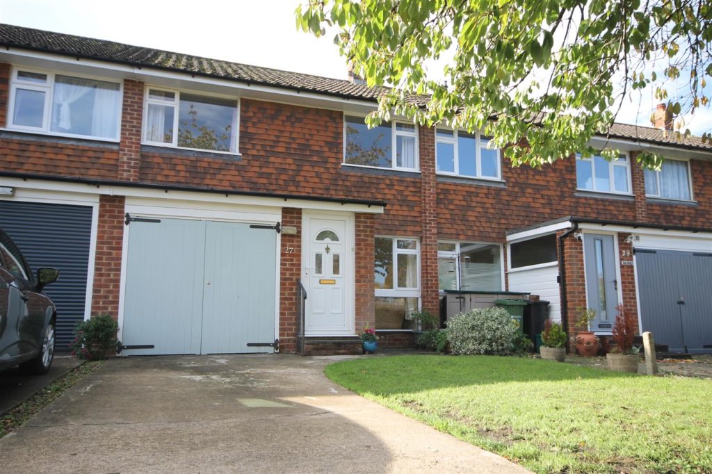 POST HOUSE LANE, GREAT BOOKHAM, KT23 Patrick Gardner