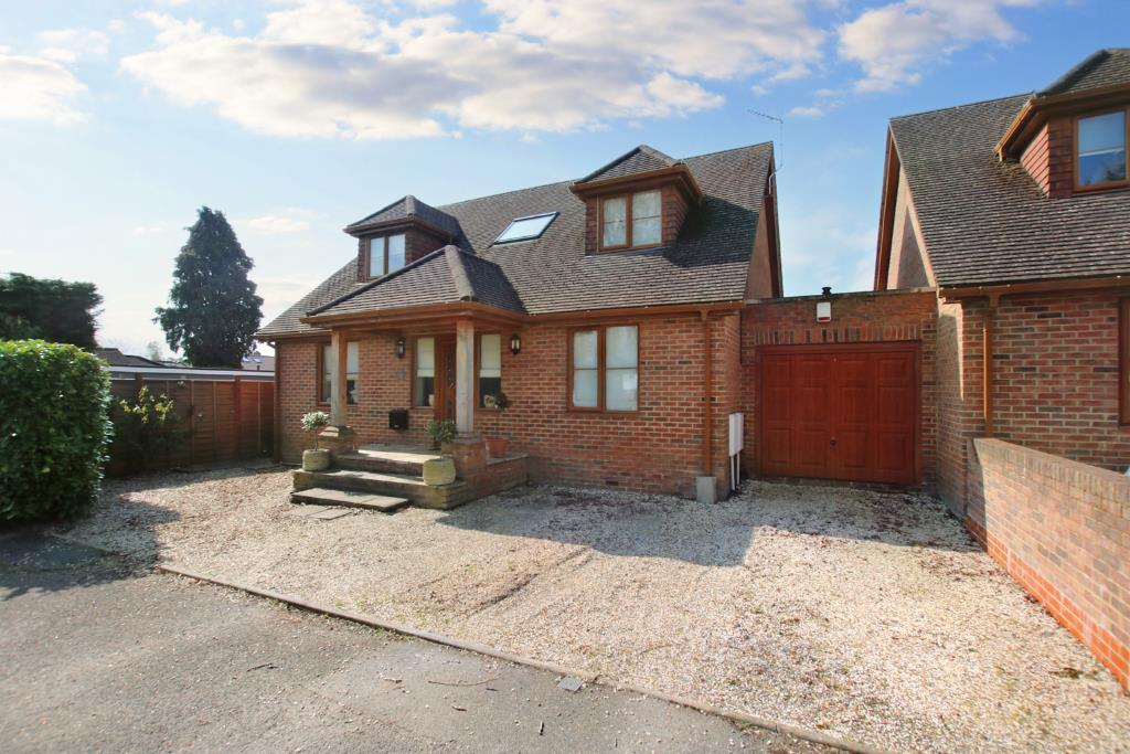 CANNON WAY, FETCHAM, KT22