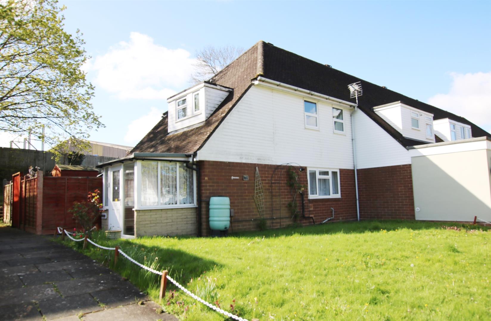 LEVETT ROAD, LEATHERHEAD, KT22 | Patrick Gardner