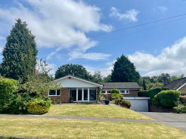 YARM WAY, LEATHERHEAD, KT22