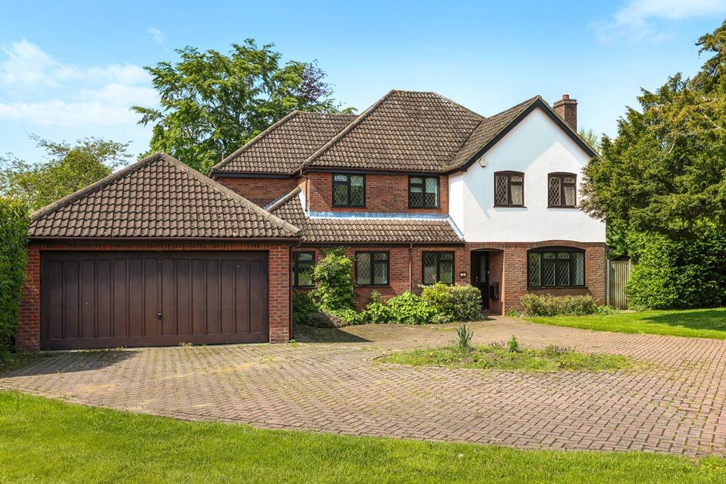 THE BEECHES, FETCHAM, KT22