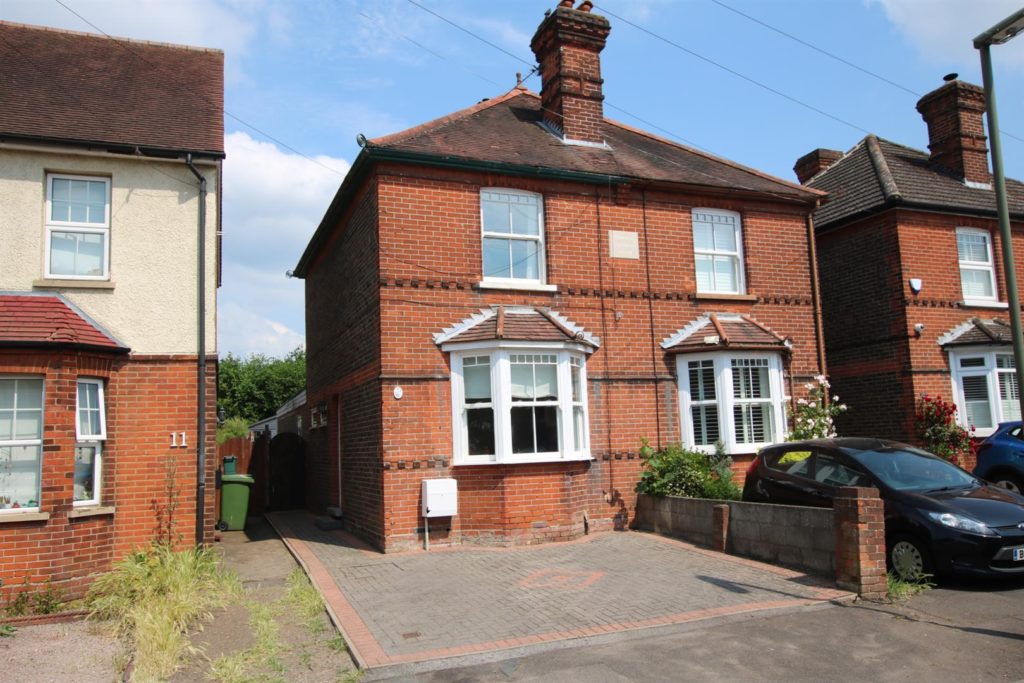 COPTHORNE ROAD, LEATHERHEAD, KT22