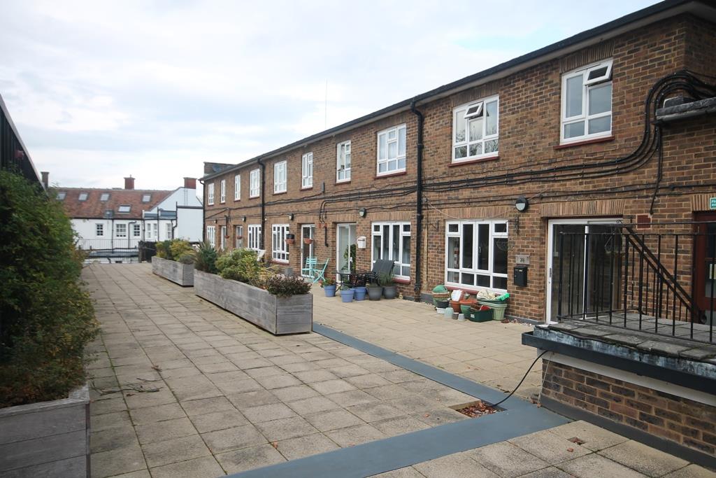 CHURCH STREET, LEATHEREHAD, KT22