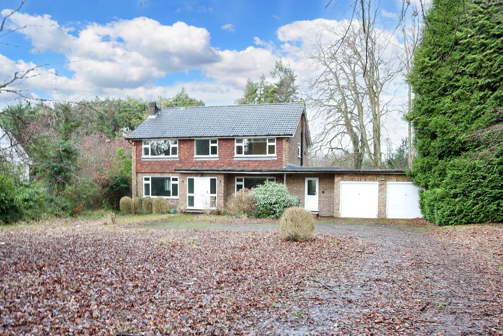 REIGATE ROAD, LEATHERHEAD, KT22