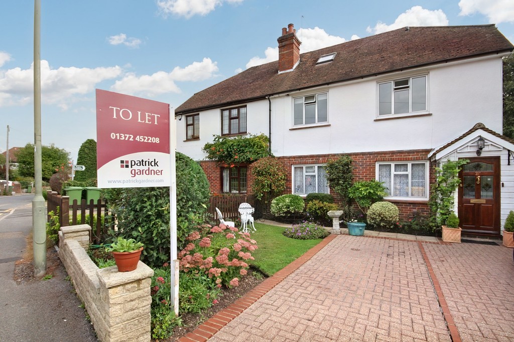 ASHTEAD, KT21