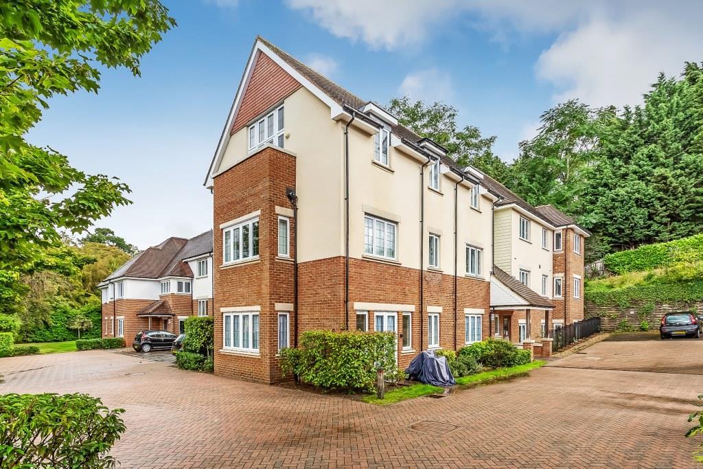 HILL VIEW, DORKING, RH4