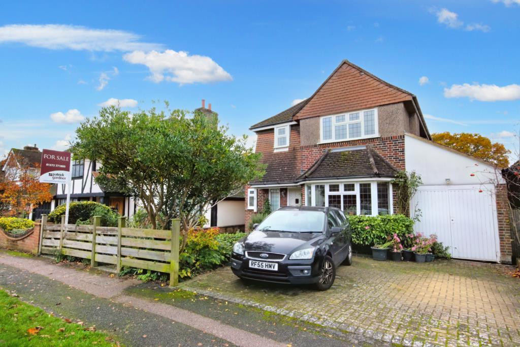 BROADHURST, ASHTEAD, KT21