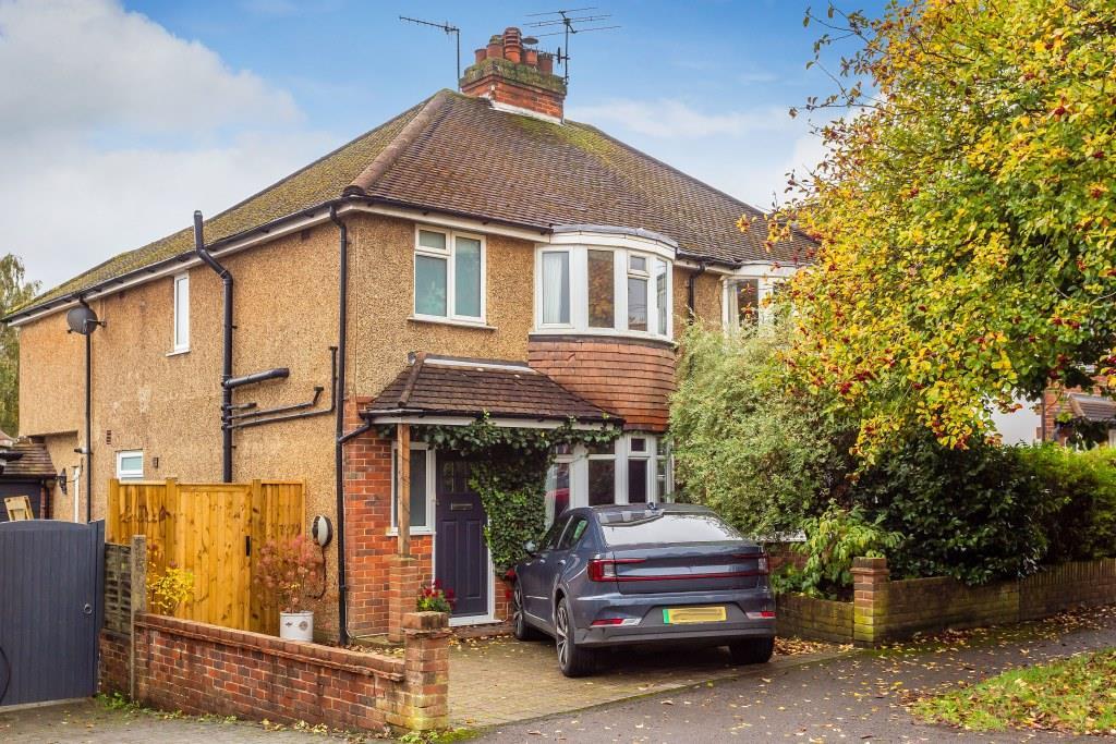 FAIRFIELD DRIVE, DORKING, RH4