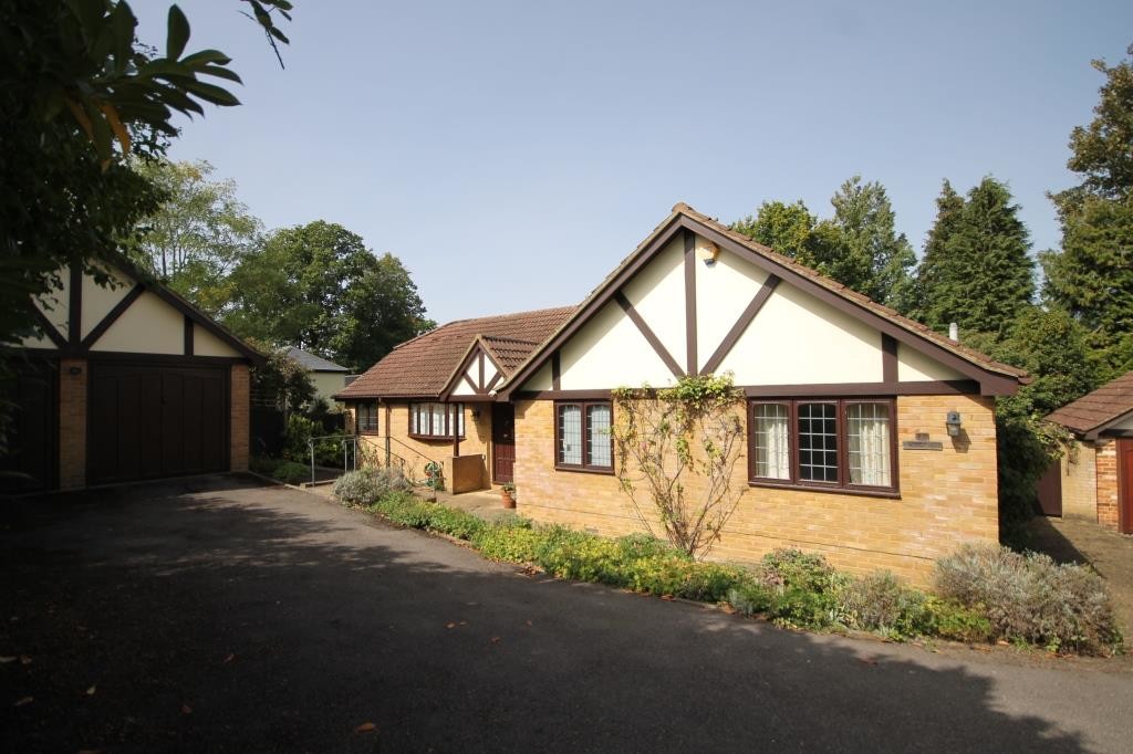 WELLS CLOSE, GREAT BOOKHAM, KT23