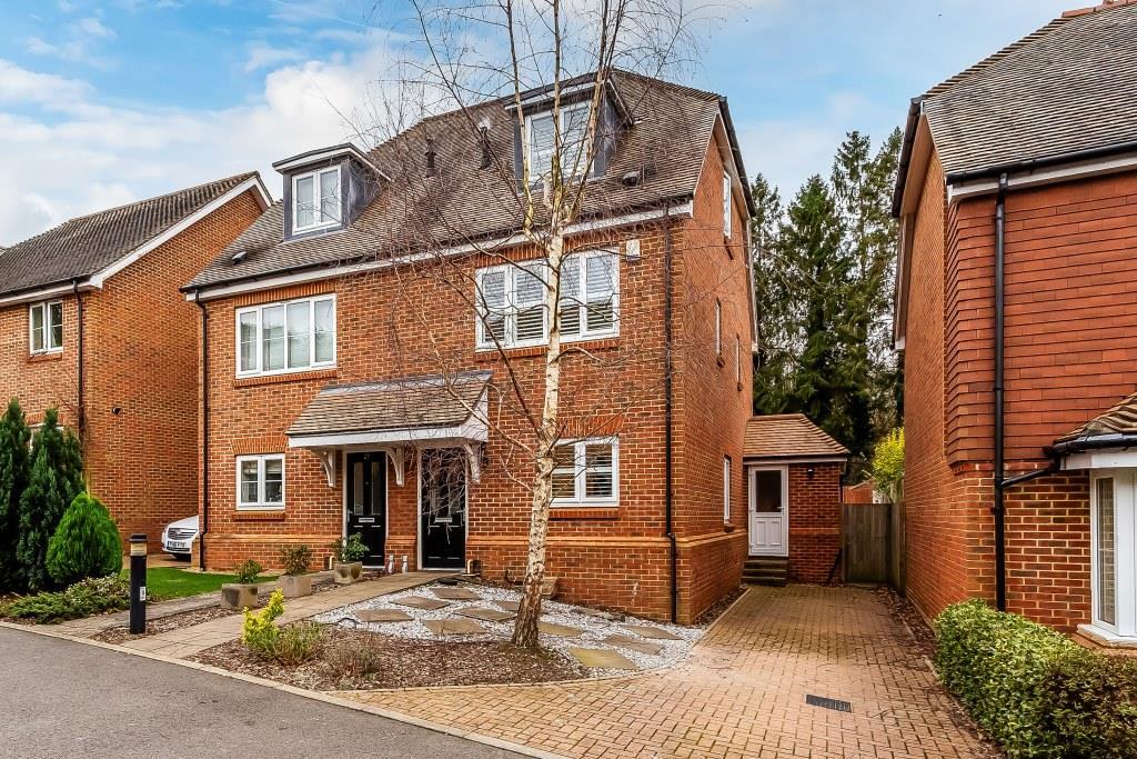 MARLEY RISE, DORKING, RH4