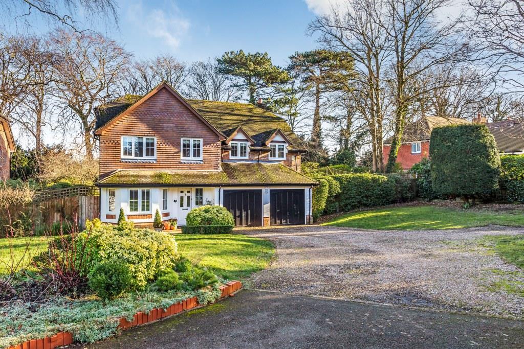 MANOR PLACE, GREAT BOOKHAM, KT23