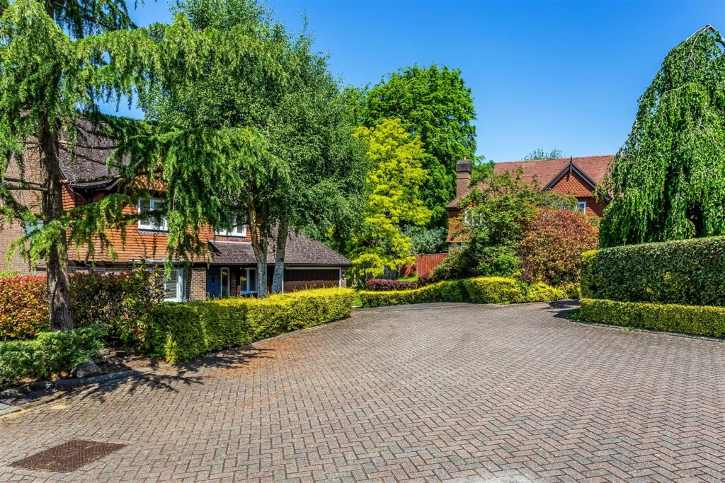 PAULS PLACE, ASHTEAD, KT21 Patrick Gardner