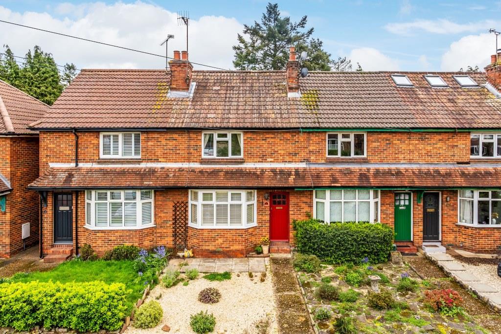 VINCENT LANE, DORKING, RH4