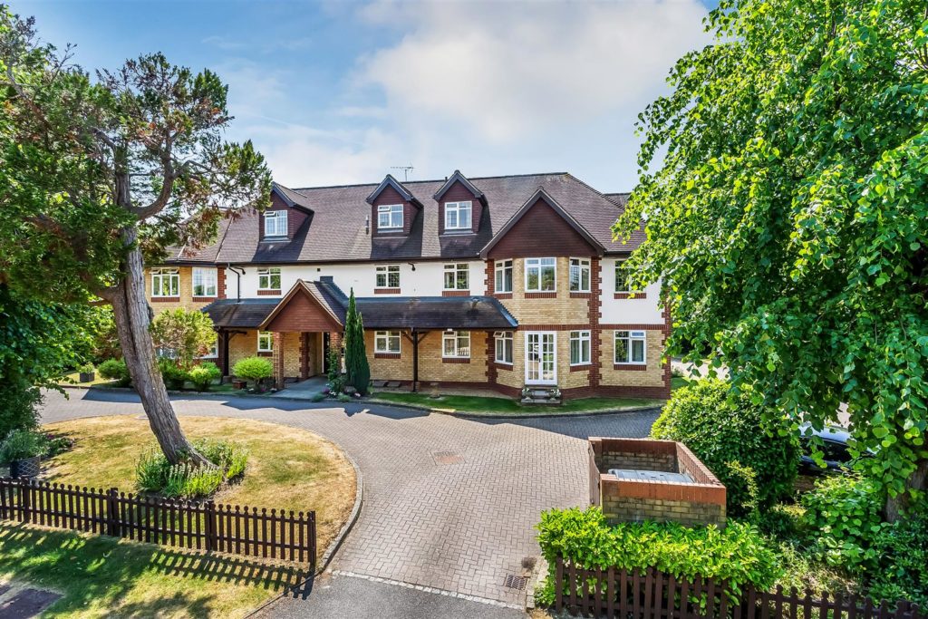 BERKELEY LODGE, HIGHFIELDS, ASHTEAD, KT21