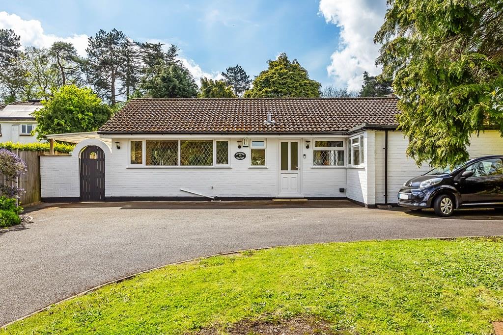 COBHAM ROAD, FETCHAM, KT22