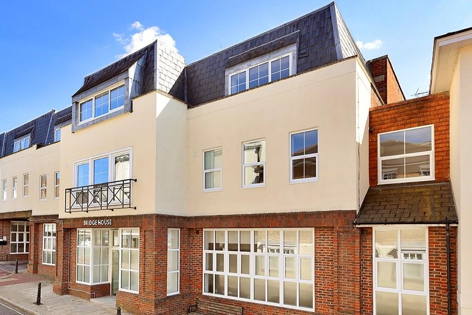 BRIDGE STREET, LEATHERHEAD KT22