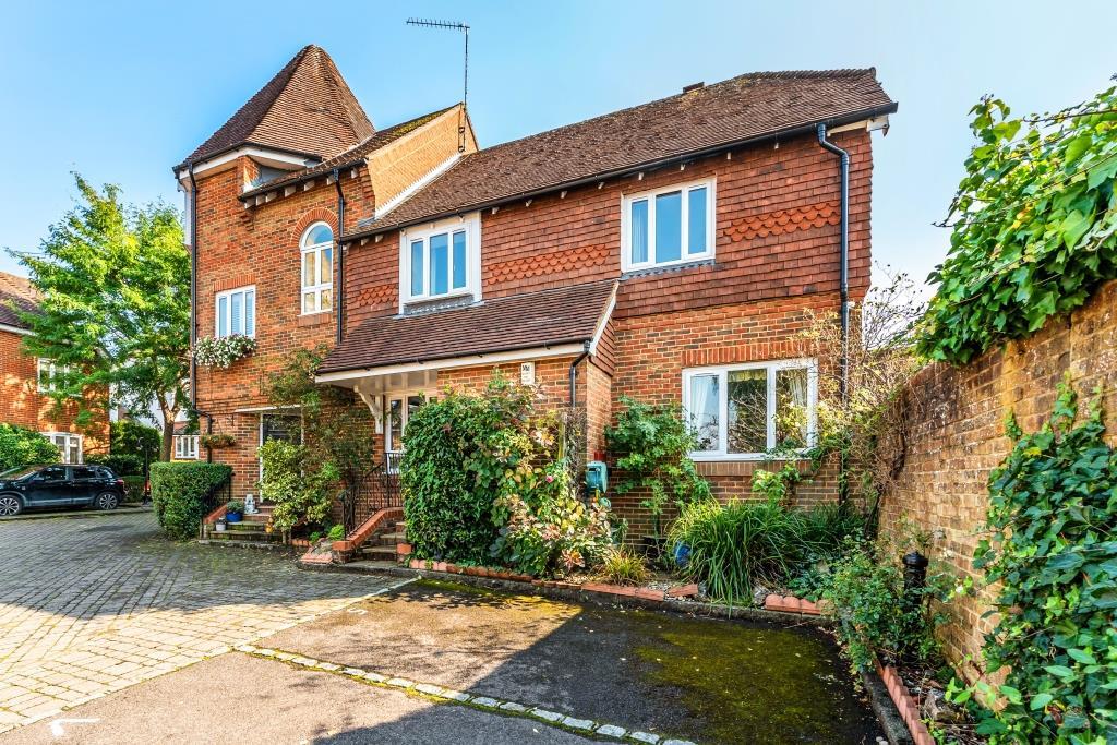 ST MARTINS MEWS, DORKING, RH4