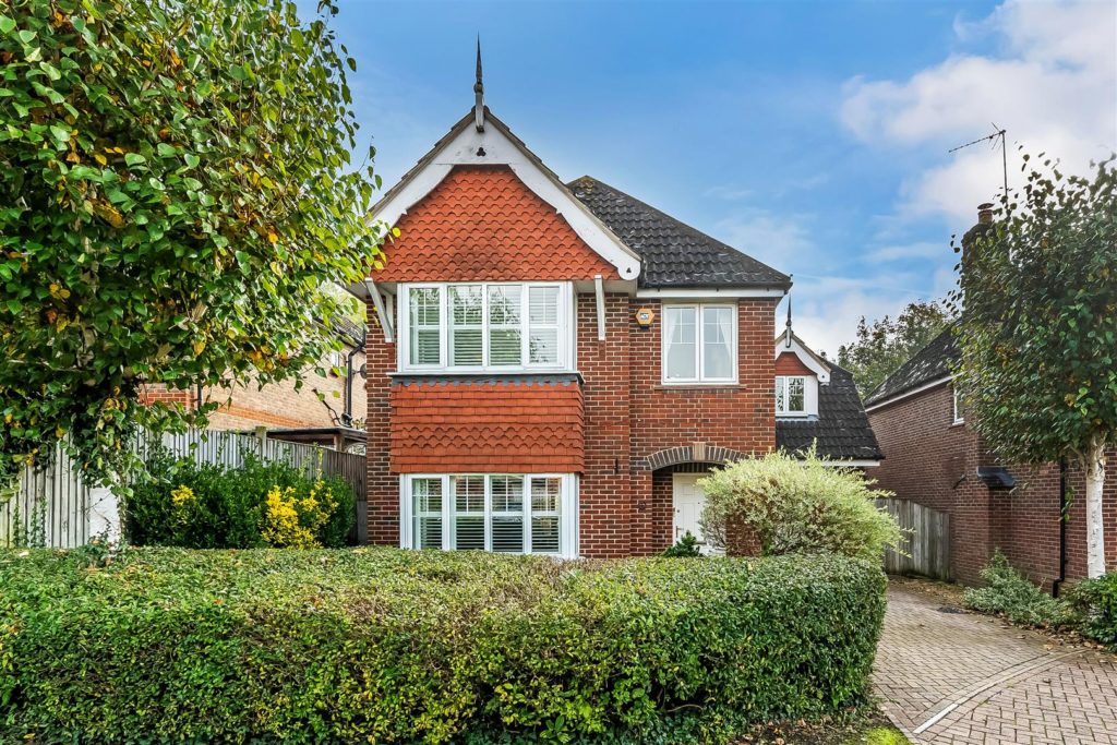 LANGWOOD CLOSE, ASHTEAD, KT21