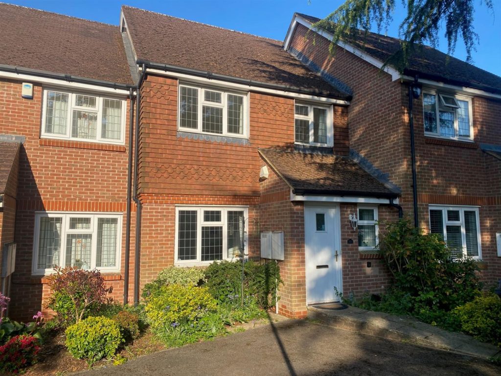 SPRINGVALE CLOSE, GREAT BOOKHAM, KT23