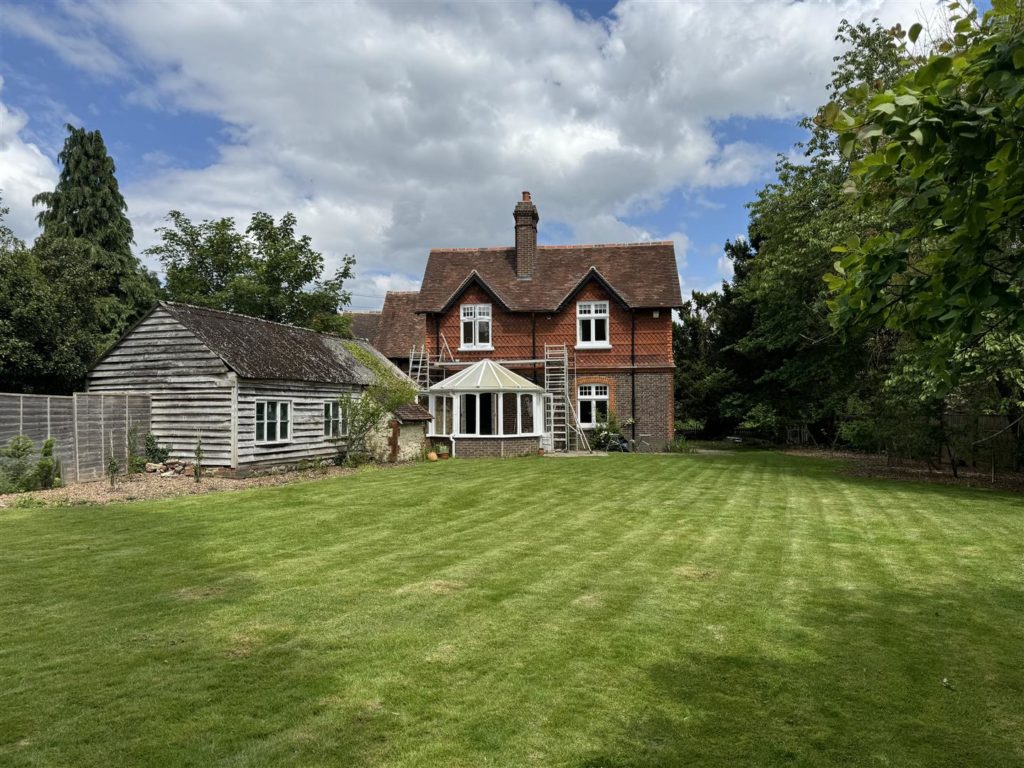 LAWRENCE LANE, BUCKLAND, RH3