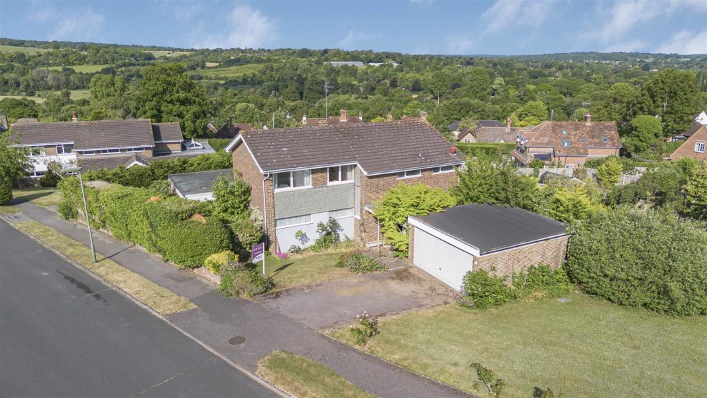 WINDMILL DRIVE, SOUTH LEATHERHEAD, KT22