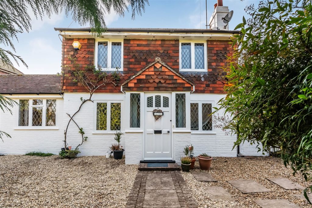 CHART LANE SOUTH, DORKING, RH5