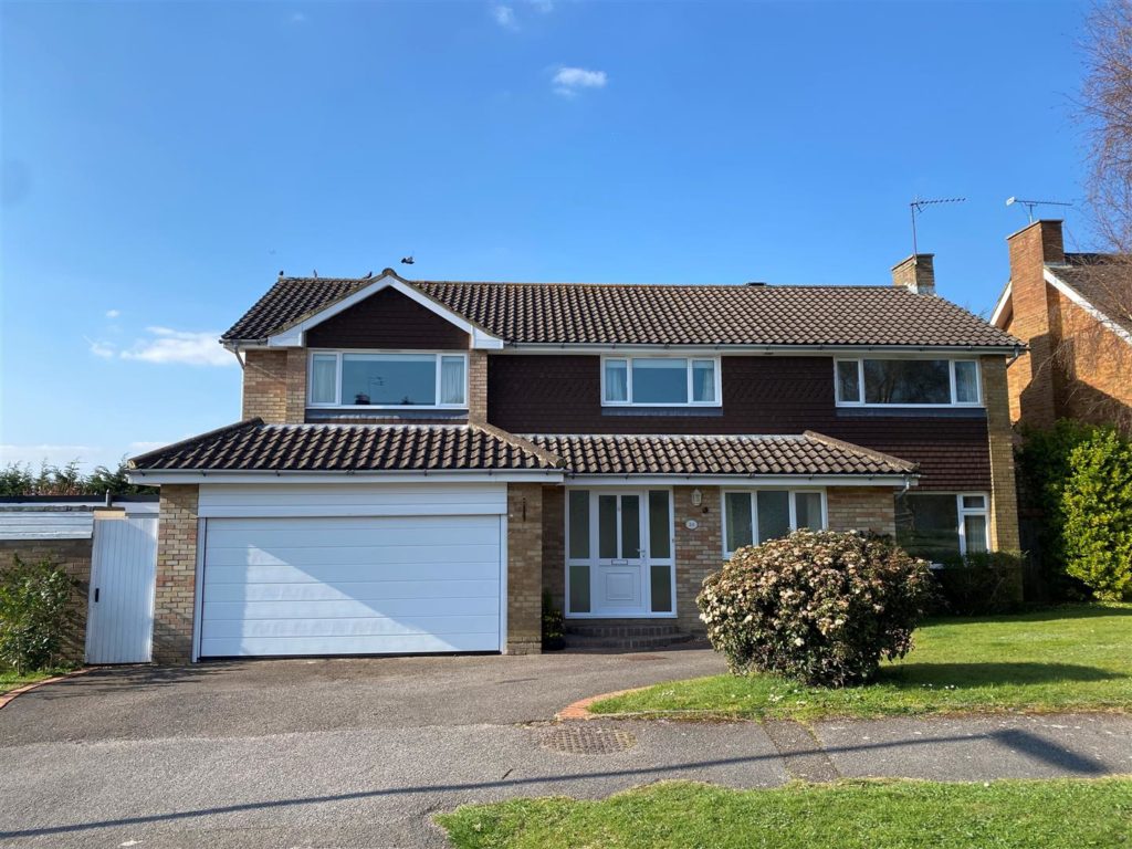 BARRETT ROAD, FETCHAM, KT22