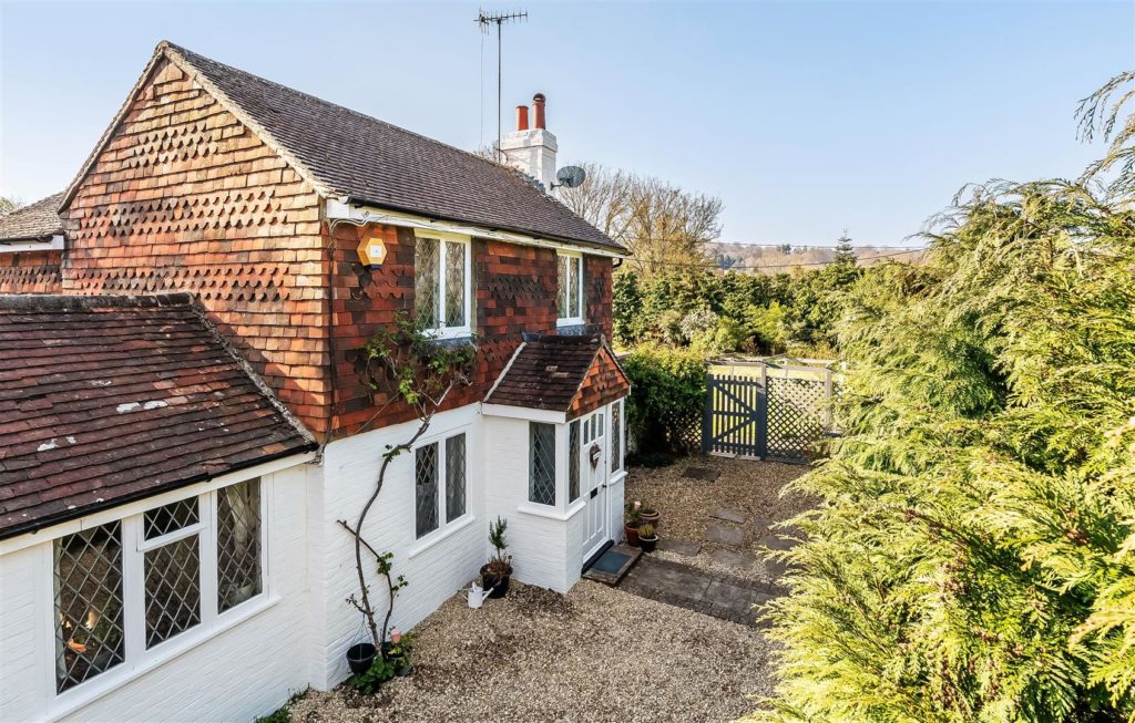 CHART LANE SOUTH, DORKING, RH5