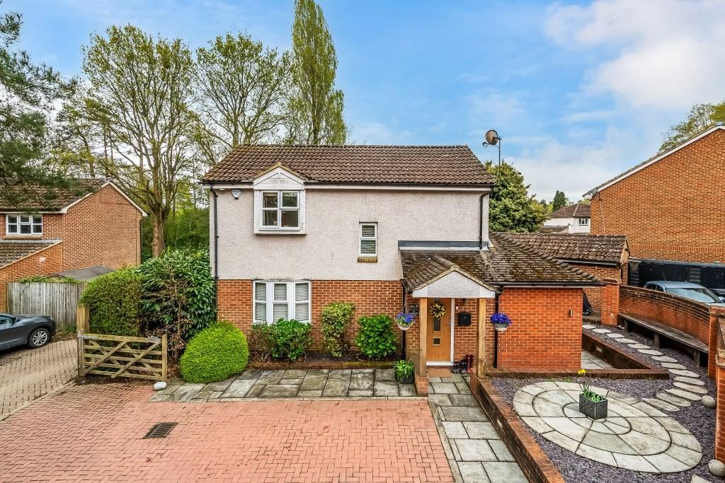 BAKERS WAY, CAPEL, RH5