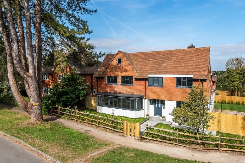 FIR TREE ROAD, SOUTH LEATHERHEAD, KT22