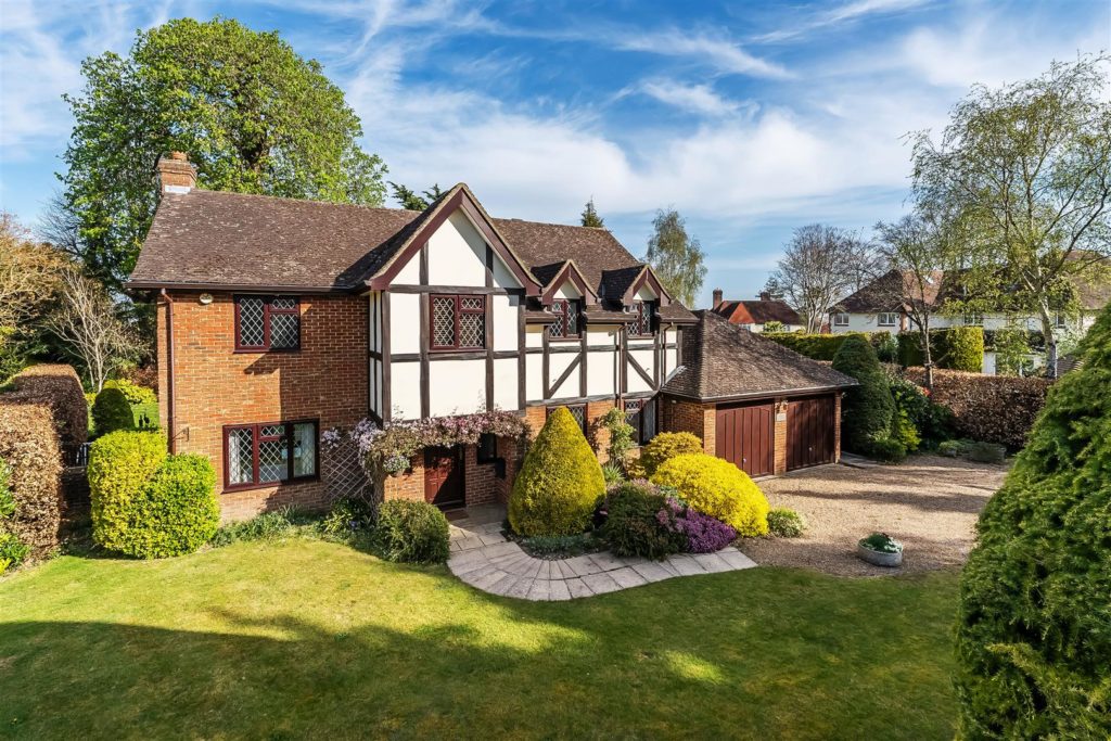 THE BERKELEYS, FETCHAM, KT22