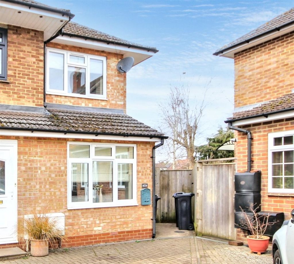 SOLE FARM AVENUE, GREAT BOOKHAM, KT23