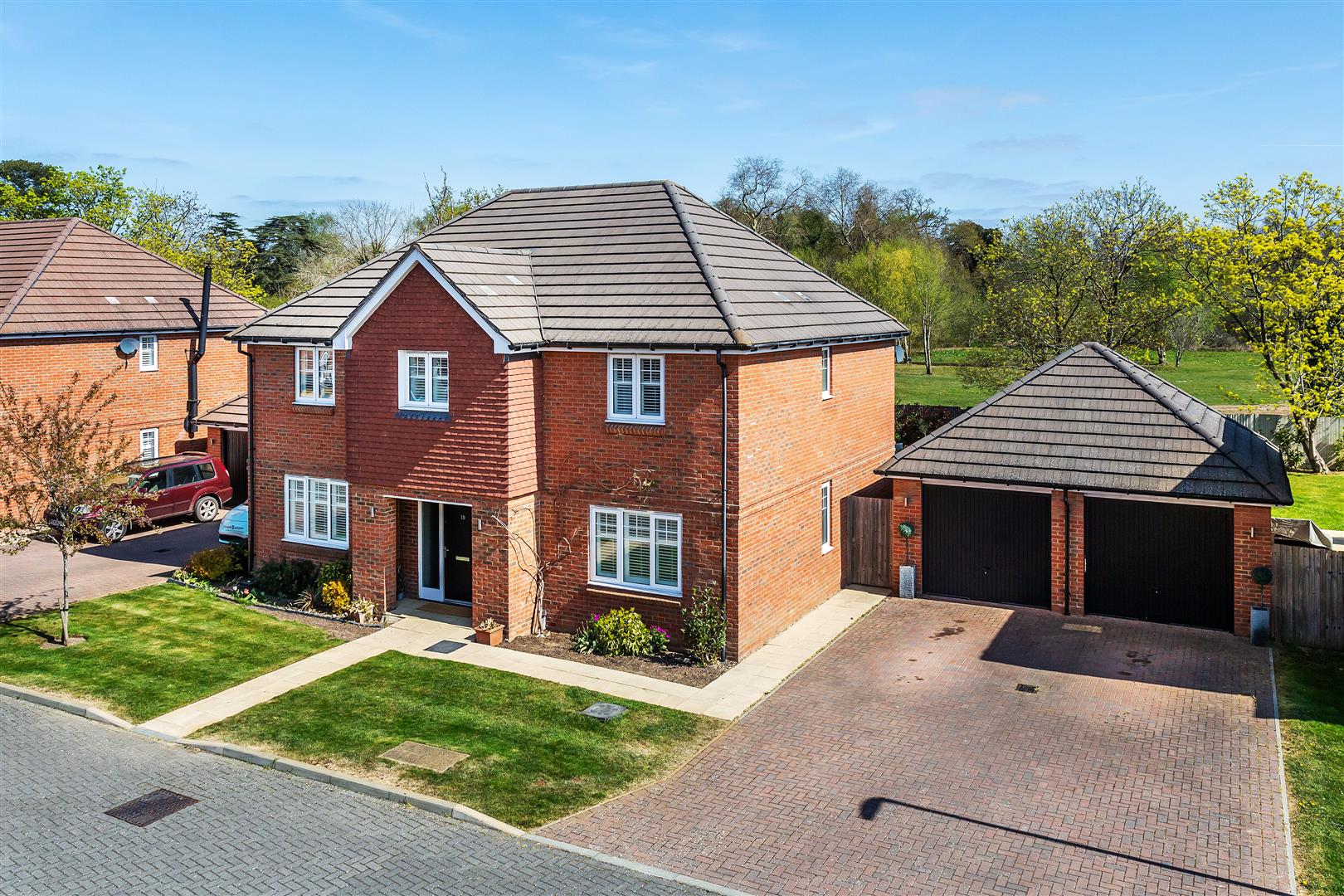 RIVER WALK, FETCHAM, KT22 | Patrick Gardner