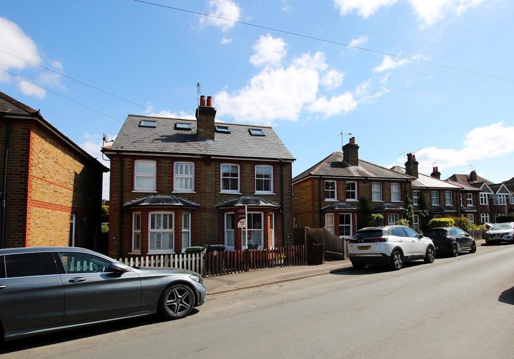 GROVE ROAD, ASHTEAD, KT21
