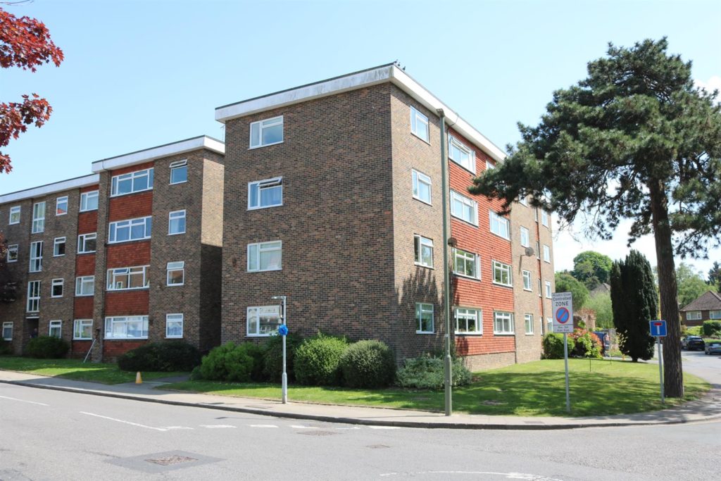 BRIDGE COURT, LEATHERHEAD, KT22