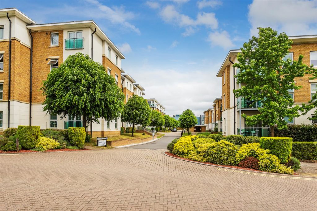 HIGHBURY DRIVE, LEATHERHEAD, KT22
