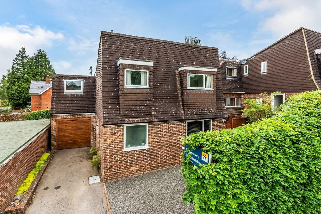 WESTCOTT MEWS, WESTCOTT, RH3