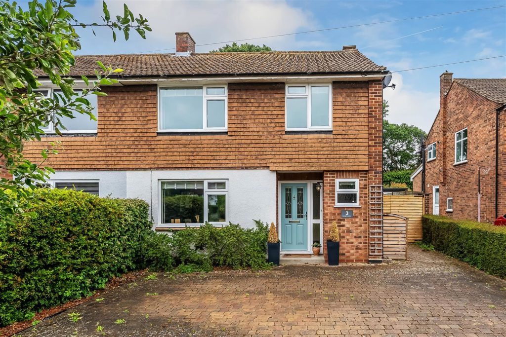 LONGMEADOW, LITTLE BOOKHAM, KT23