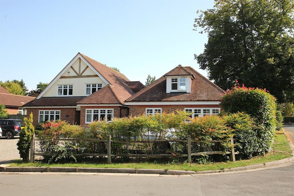 WONFORD CLOSE, WALTON ON THE HILL, TADWORTH, KT20
