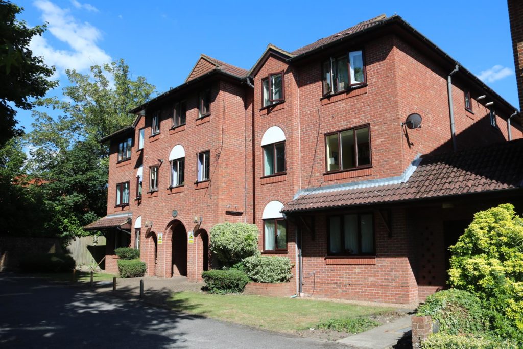 BELMONT ROAD, LEATHERHEAD, KT22