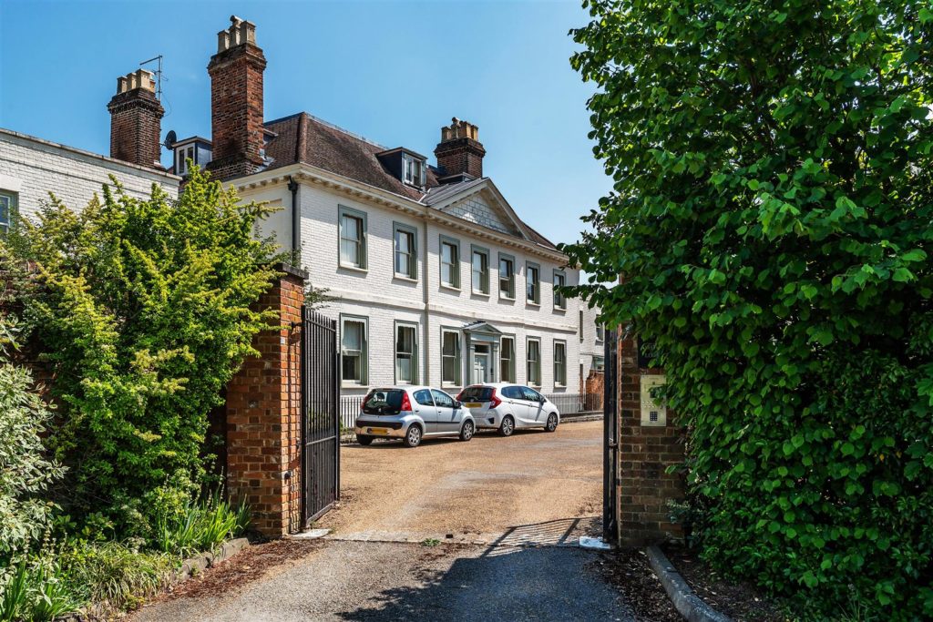 PARKERS LANE, ASHTEAD, KT21