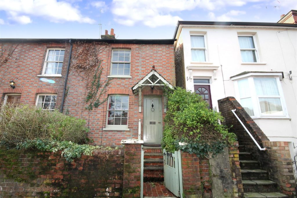 HAMPSTEAD ROAD, DORKING, RH4