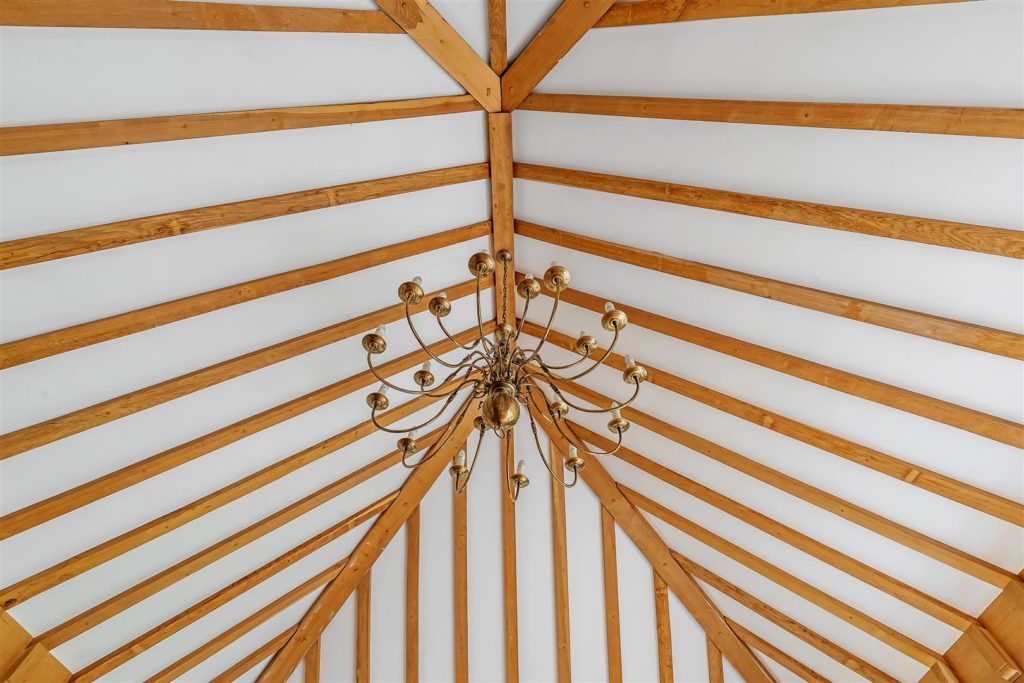 GRAYS LANE, ASHTEAD, KT21