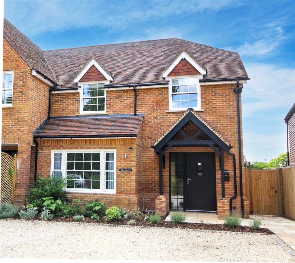 THE STREET, EFFINGHAM, KT24